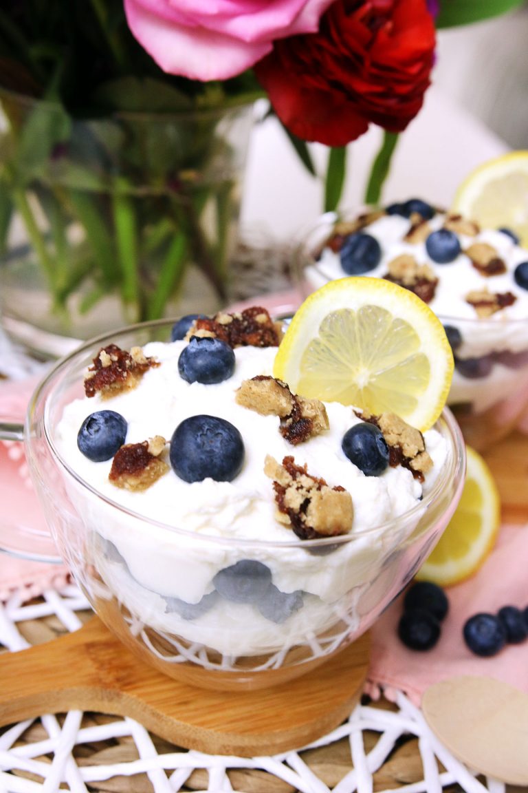 Skinny Lemon Ricotta Parfaits with Blueberries