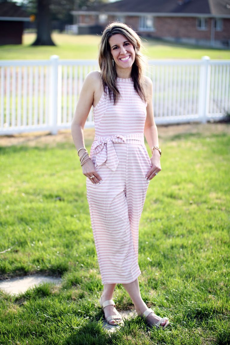 Thursday Fashion Files Link Up #207 – Pretty in Pink! - CurlyCraftyMom.com