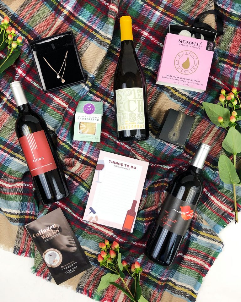 Cozy Fall Gifts & Wine {Vine Oh! Subscription Box}