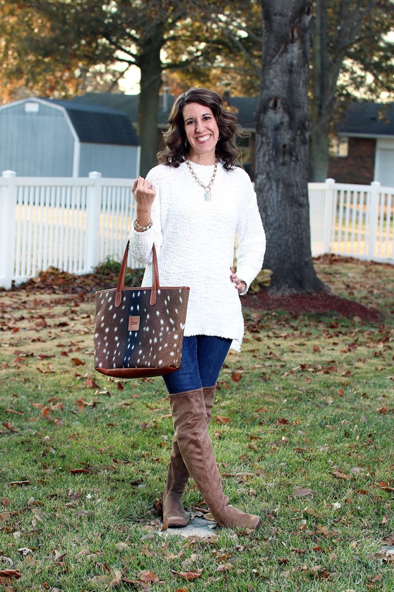 Thursday Fashion Files Link Up #238 – Cozy Popcorn Sweater Love