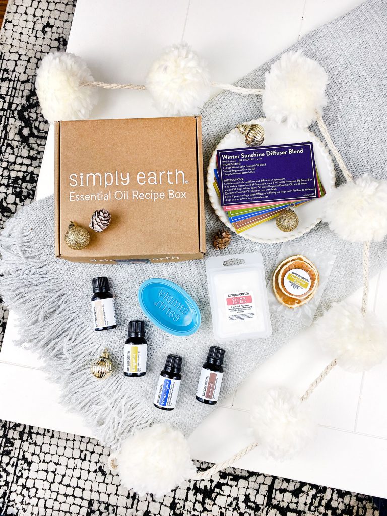 Simply Earth Box {December 2020 Box}