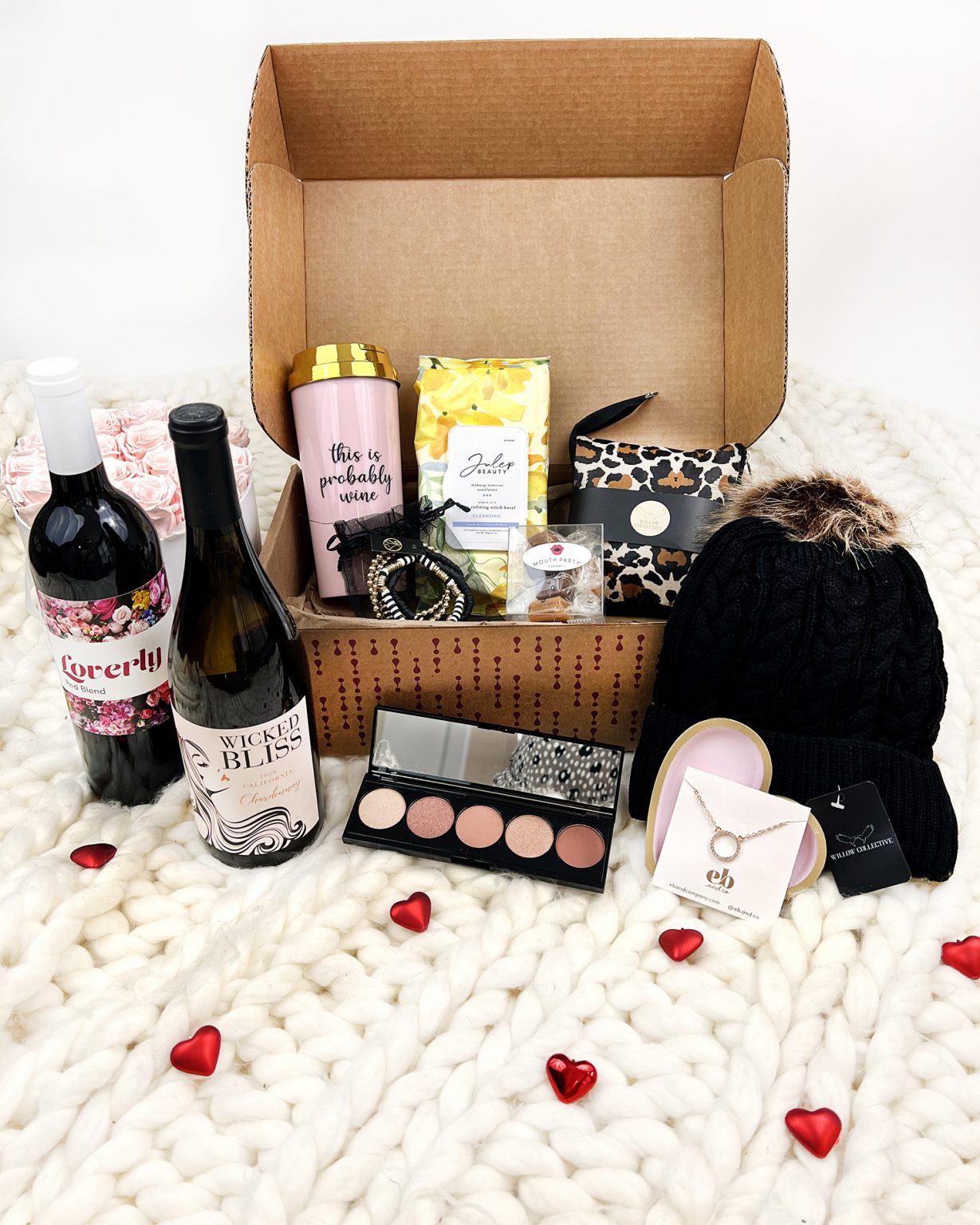 Oh! La La! – Winter Box {Vine Oh! Subscription Box} - CurlyCraftyMom.com